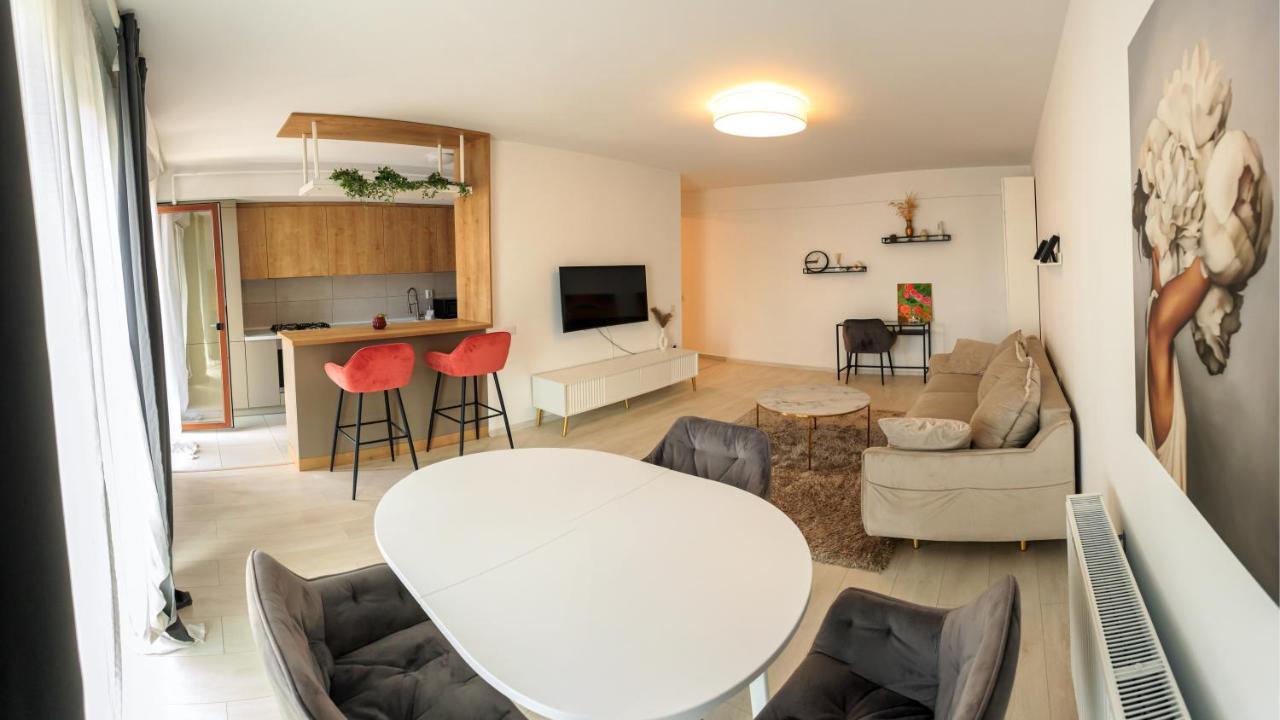 Appartement Mmc Apartament à Braşov Extérieur photo
