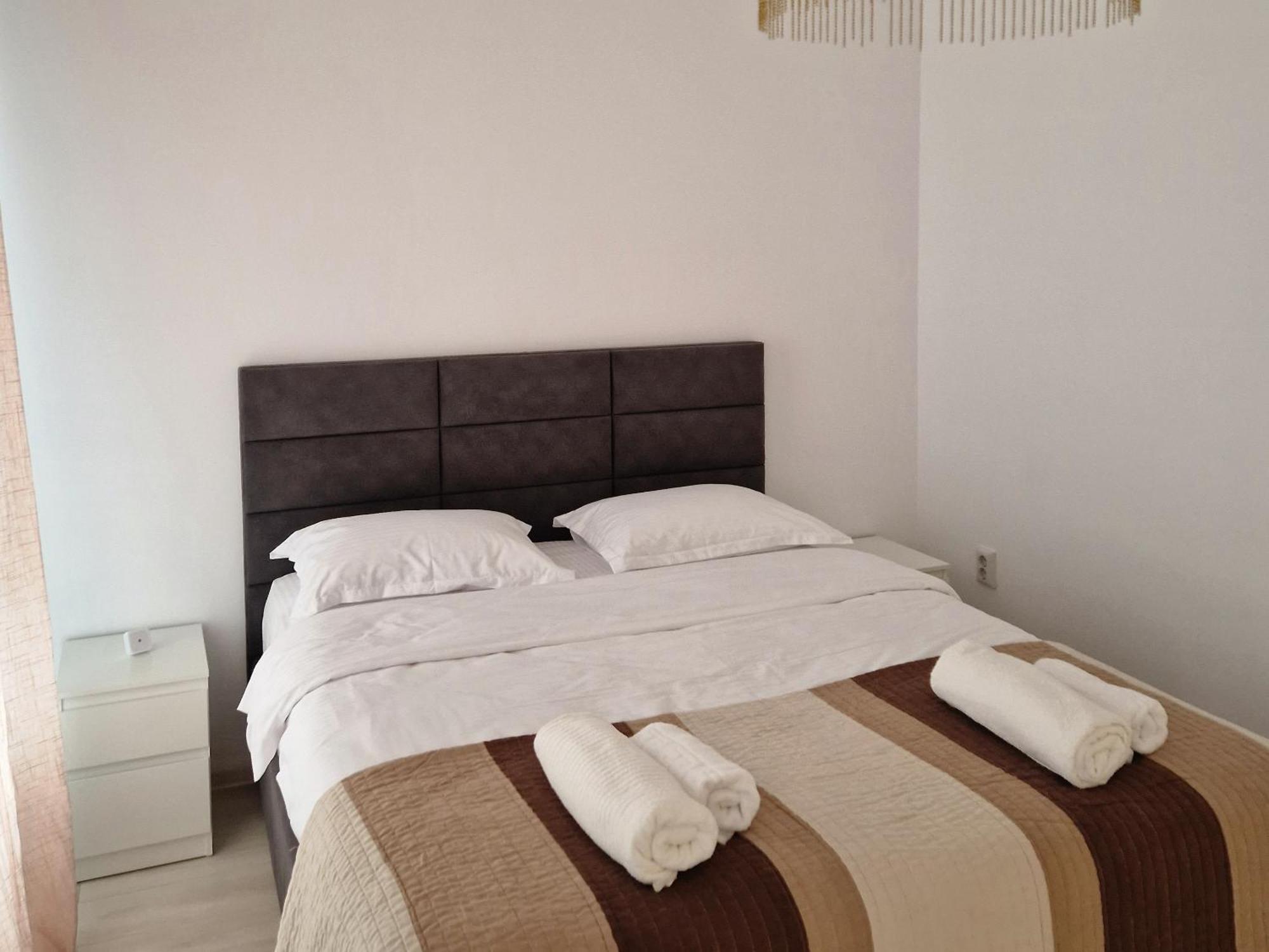 Appartement Mmc Apartament à Braşov Extérieur photo